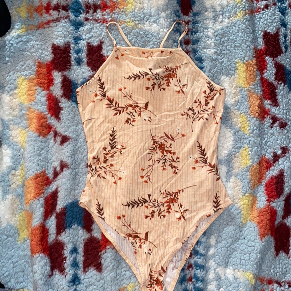 Forever 21 peach bodysuit size- S